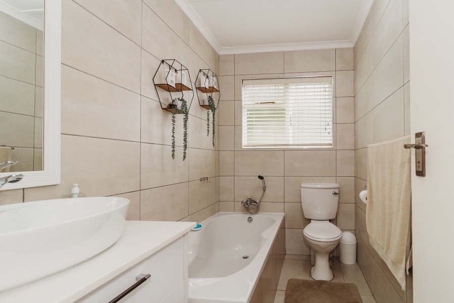 4 Bedroom Property for Sale in George East Western Cape